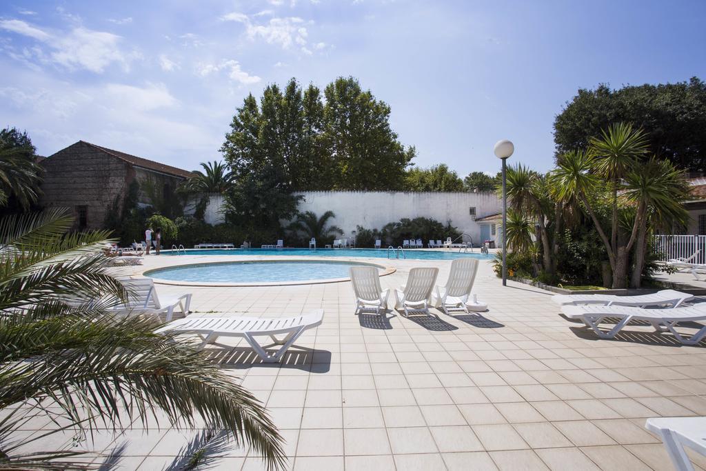 Hotel Le Domaine Du Mas Blanc By Popinns 阿伦亚 外观 照片